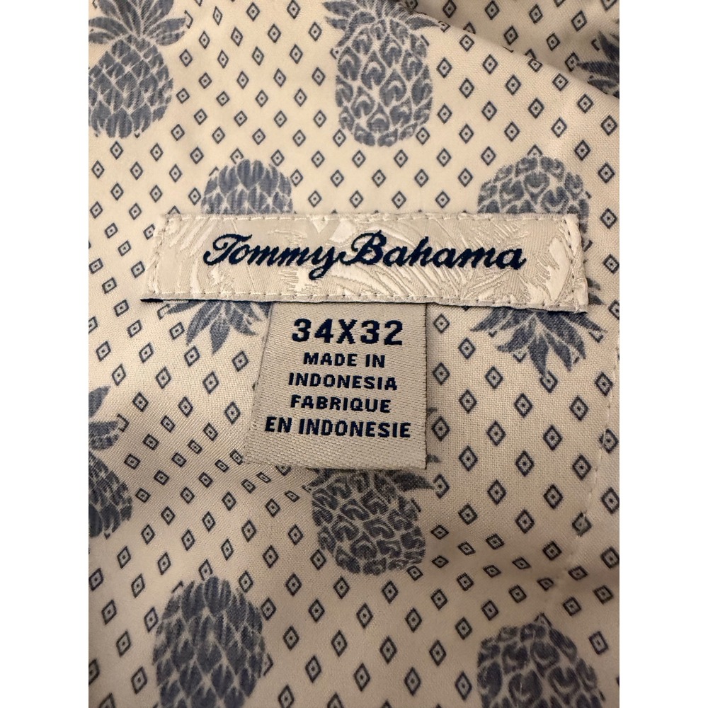 Tommy Bahama Men's Size 34x32 Khaki Chino Pants - Picture 3 of 4